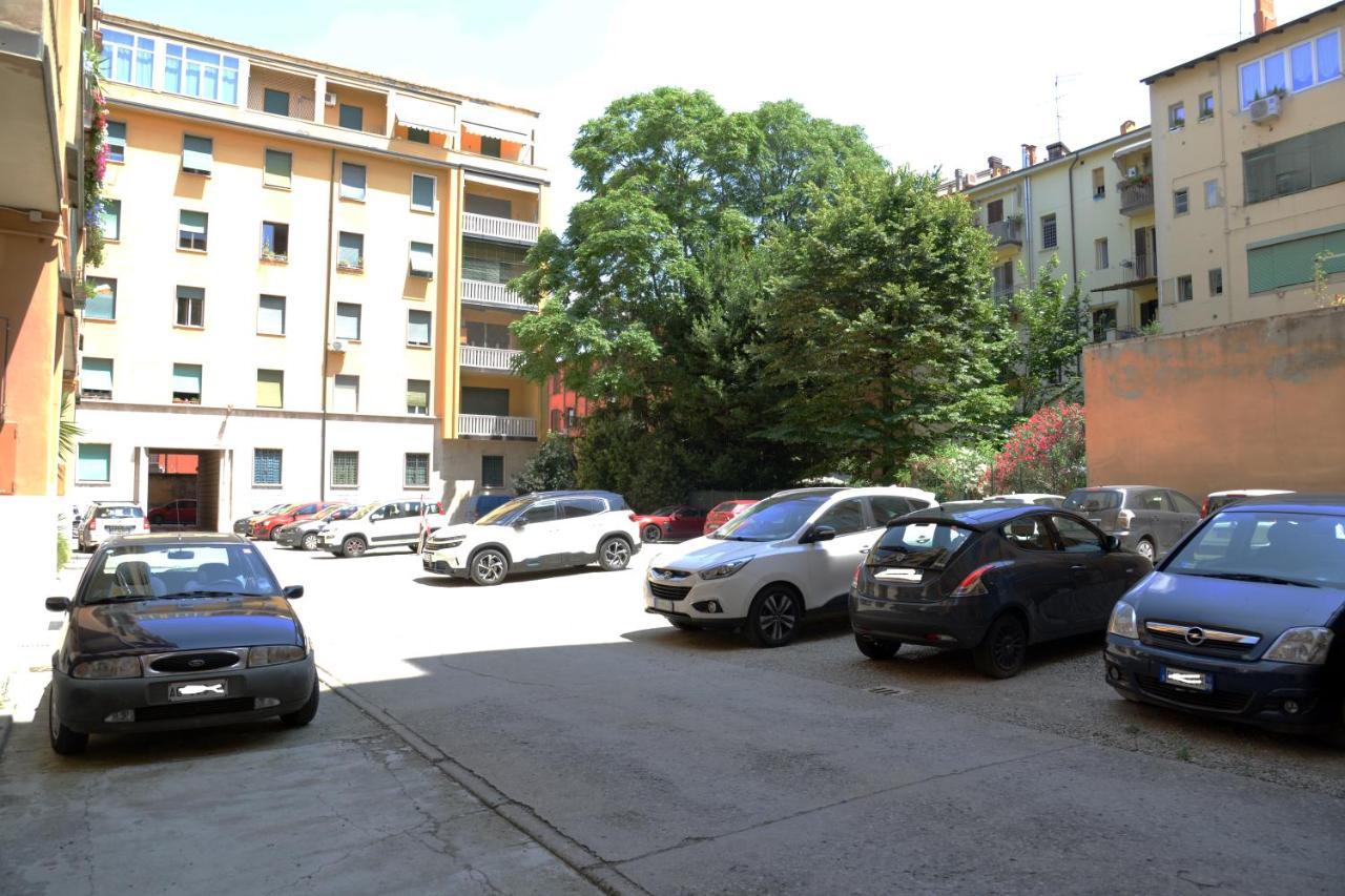 Gialu: Il Tuo Alloggio Dentro Le Mura Bologna Bagian luar foto